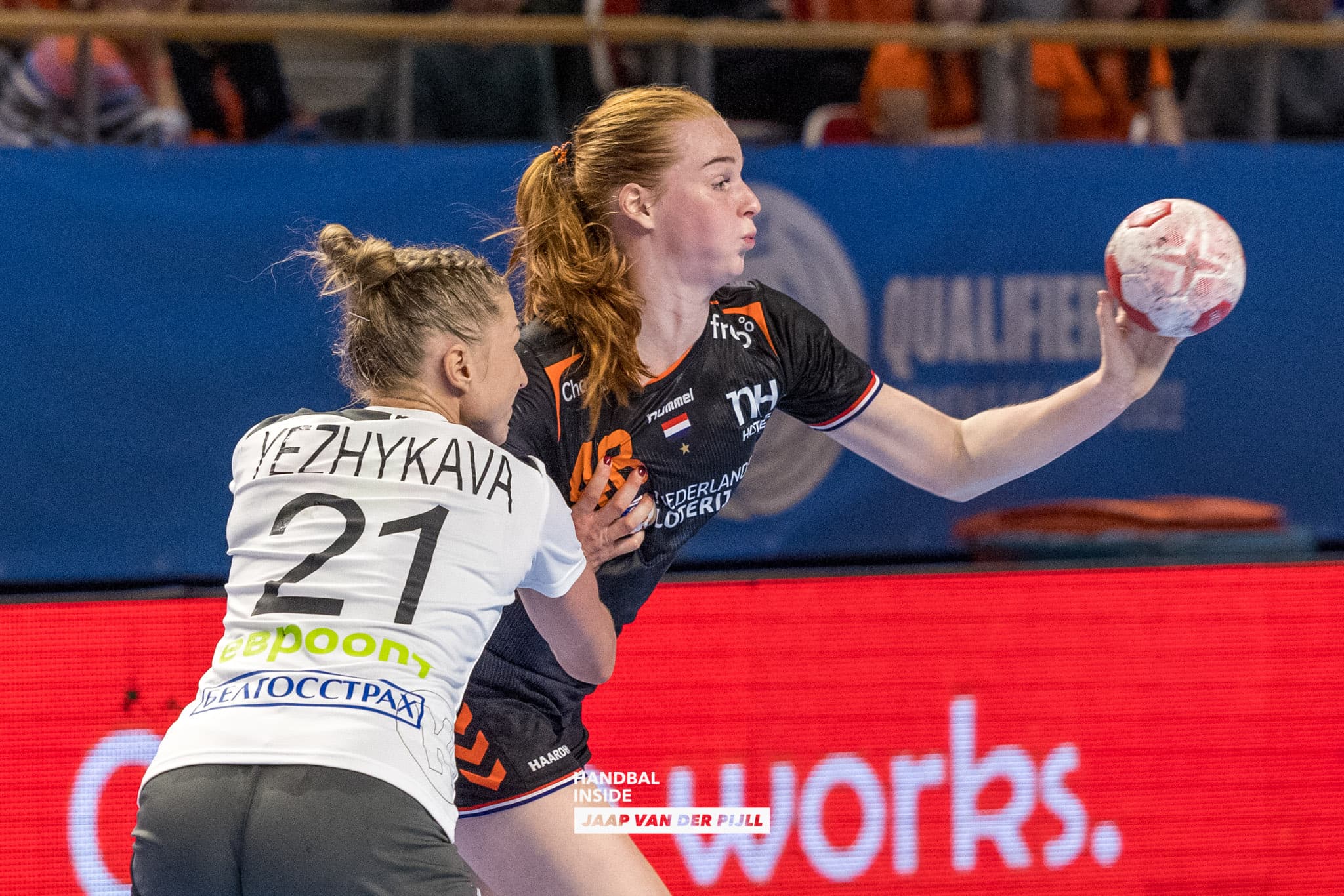 Dione Housheer Oranje