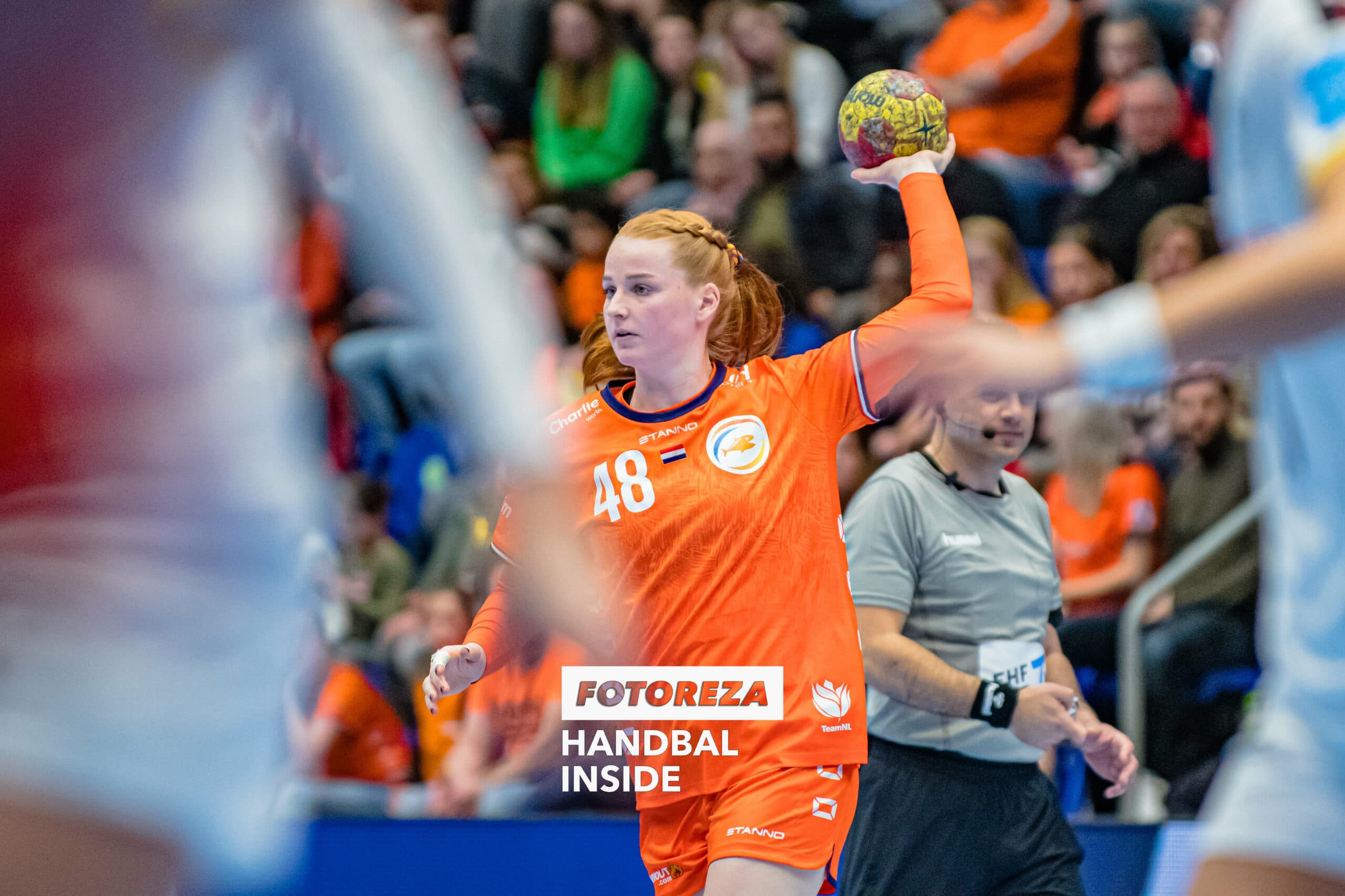 Dione Housheer Oranje