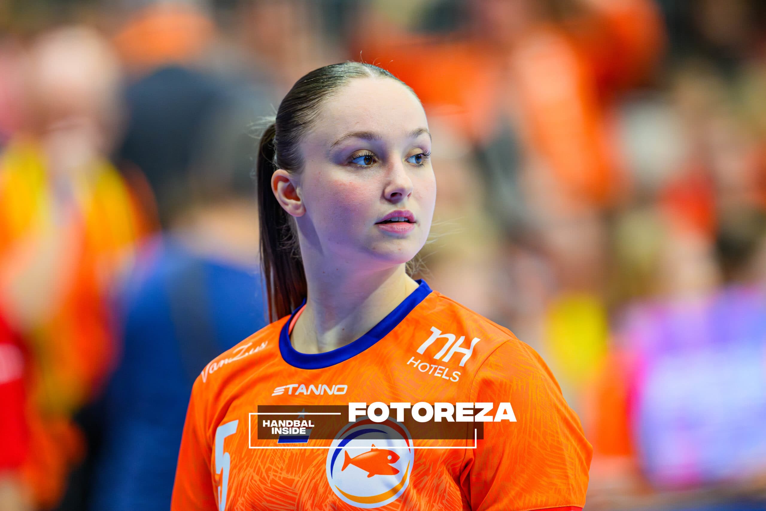 Donna Bakker