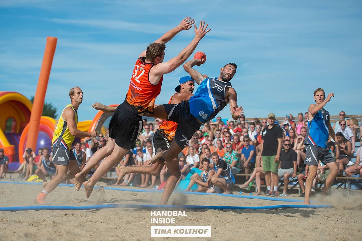 Beach Handball Camelot Hiekka Hauskaa
