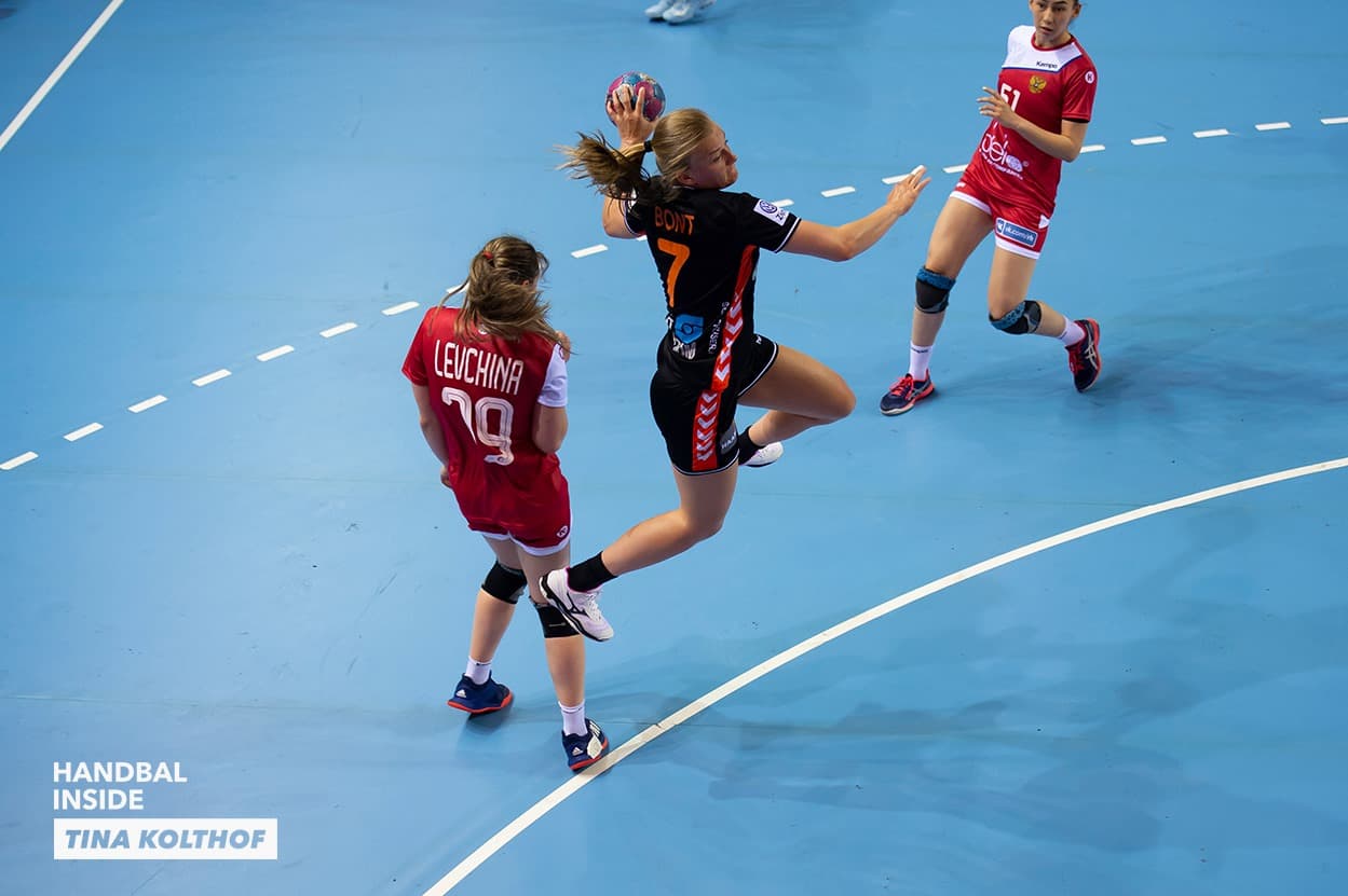 Debbie Bont Oranje