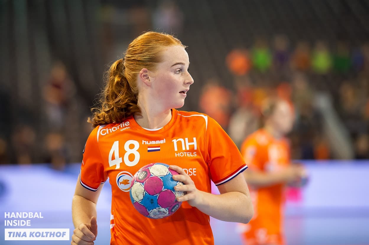 Dione Housheer Oranje