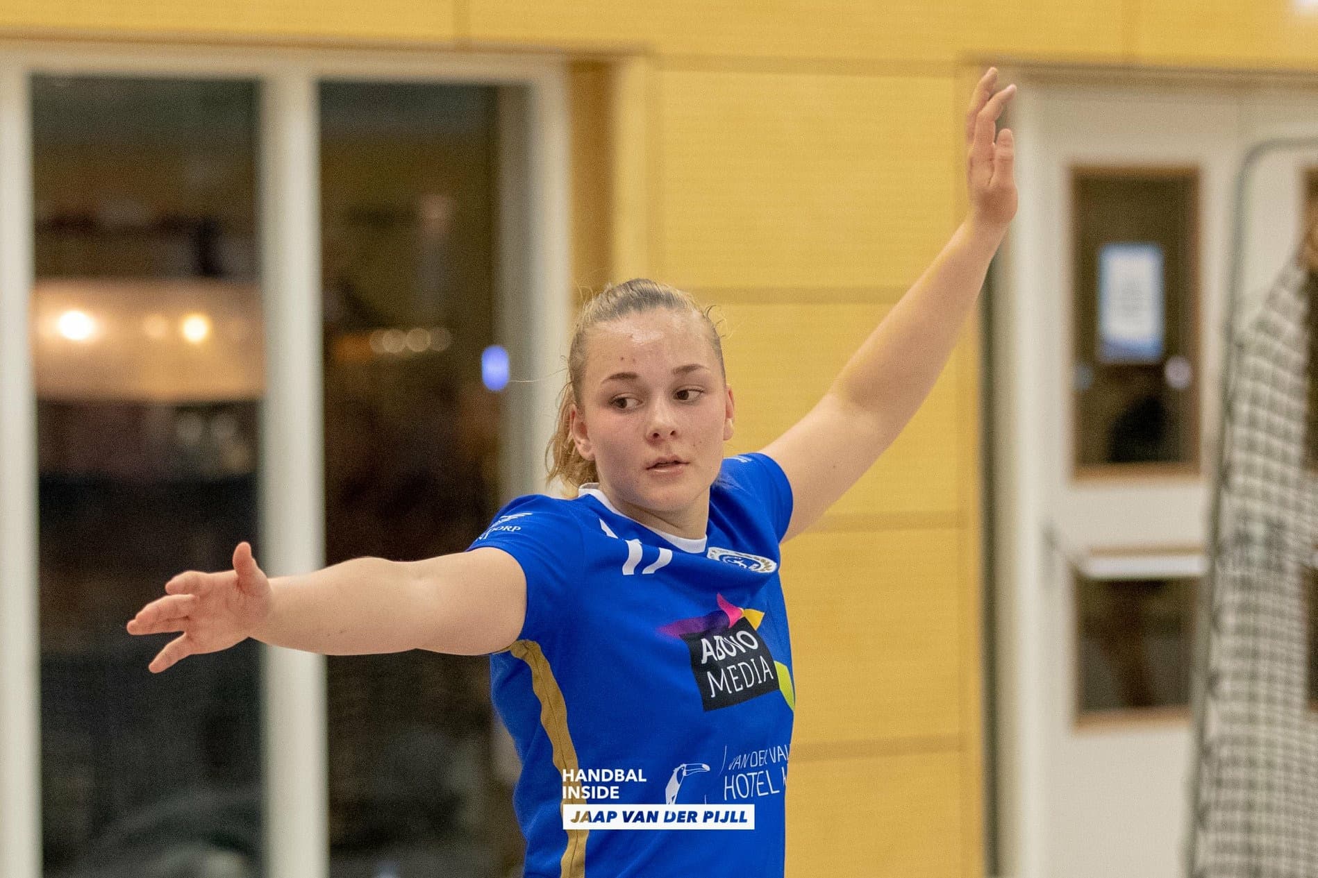 Sarah Dekker SEW