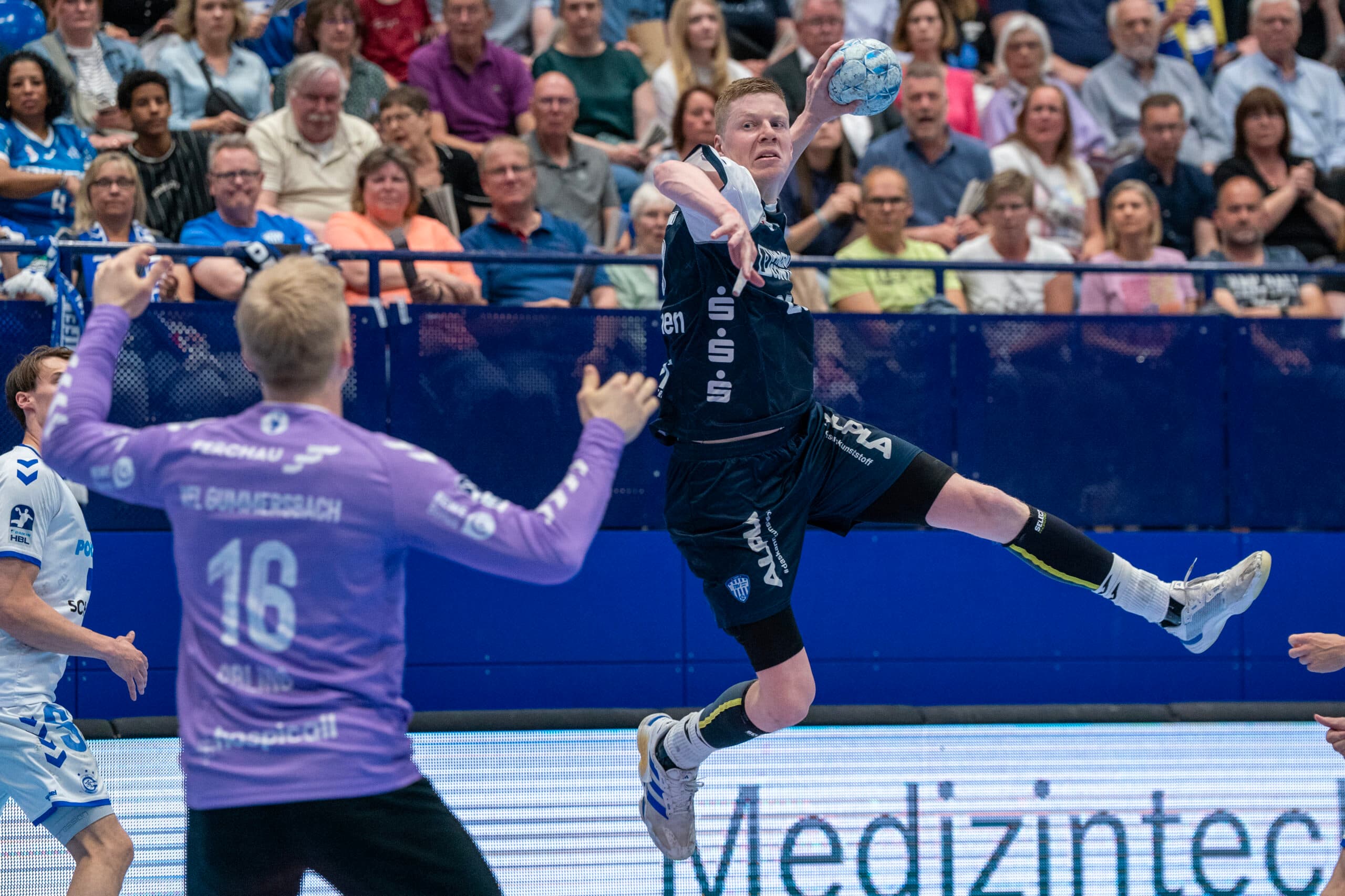 Niels Versteijnen TBV Lemgo