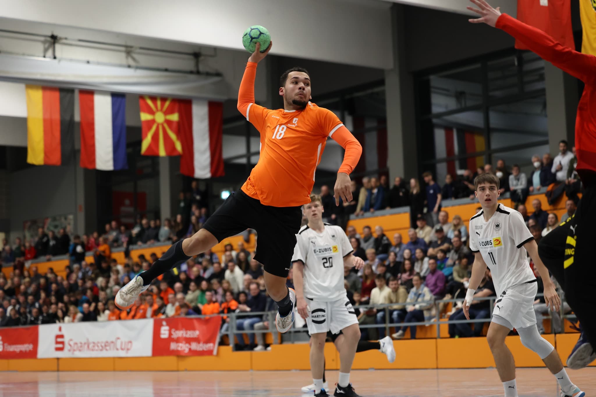 Clyde Marengo Jong Oranje