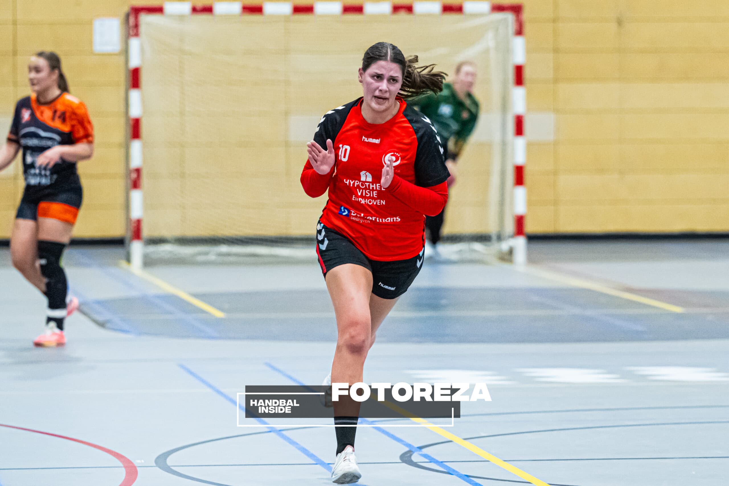 PSV Katie Lombarts