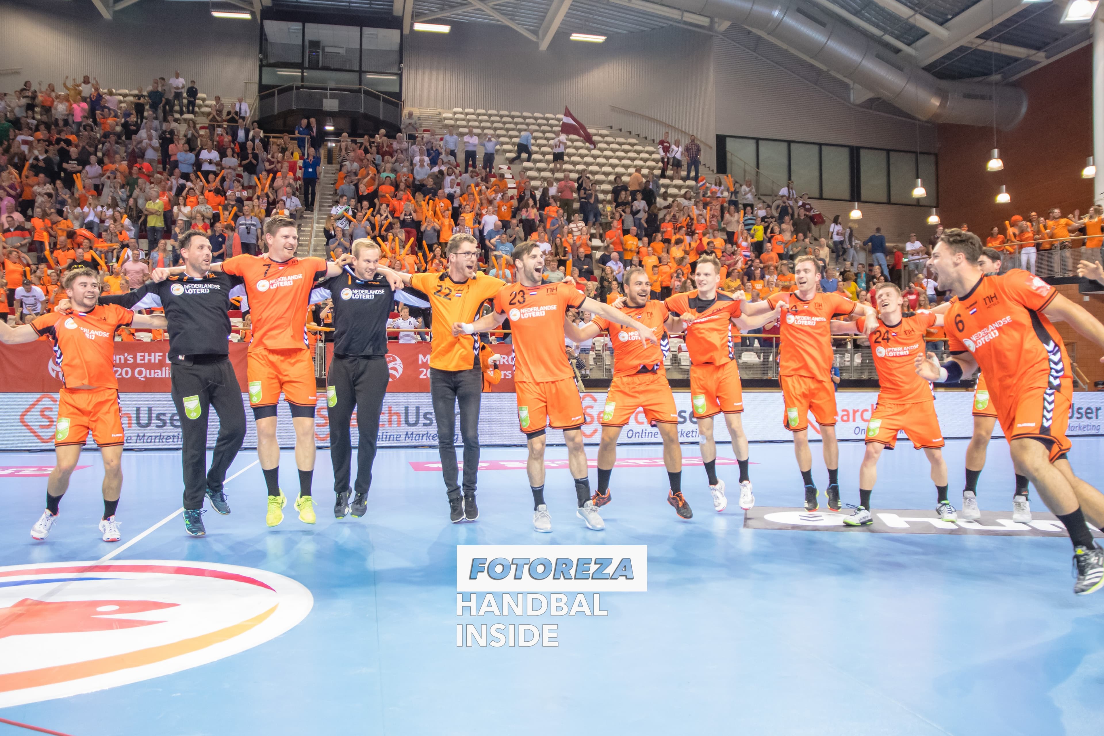 Oranje