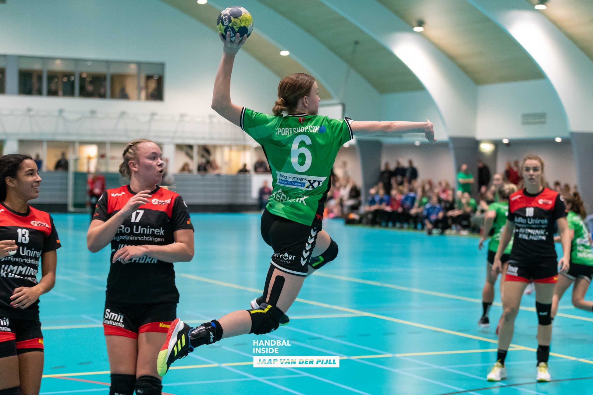 Britt van der Baan VOC