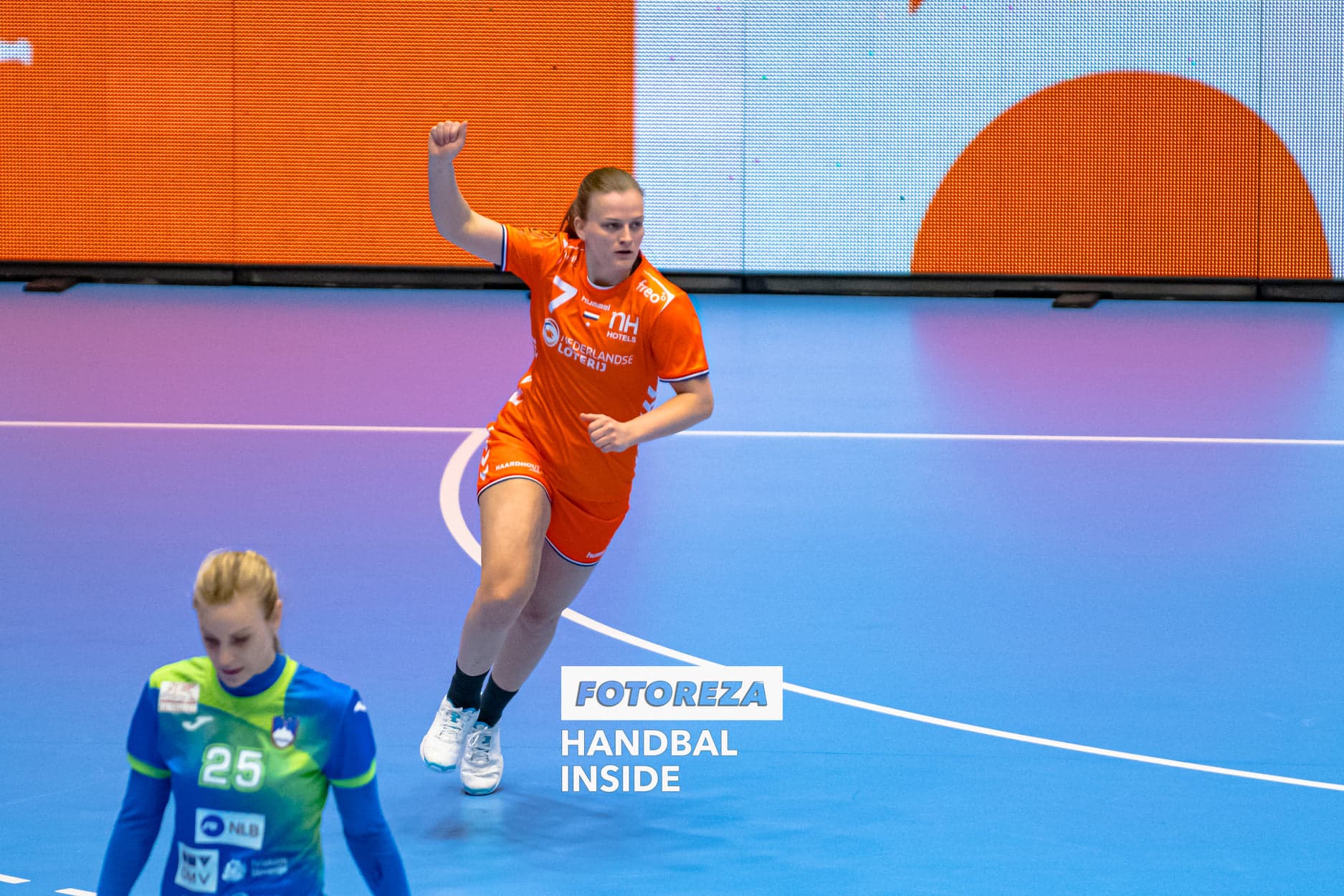 Debbie Bont Oranje