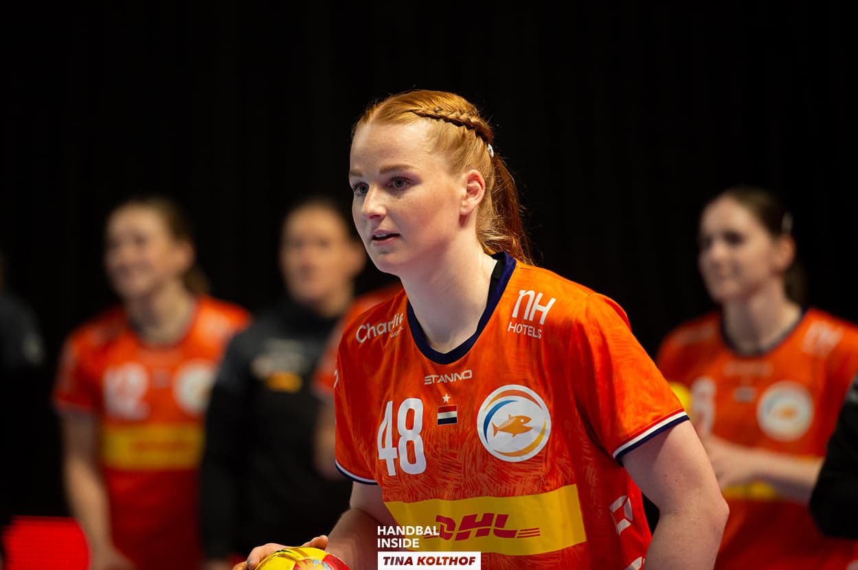 Dione Housheer Oranje