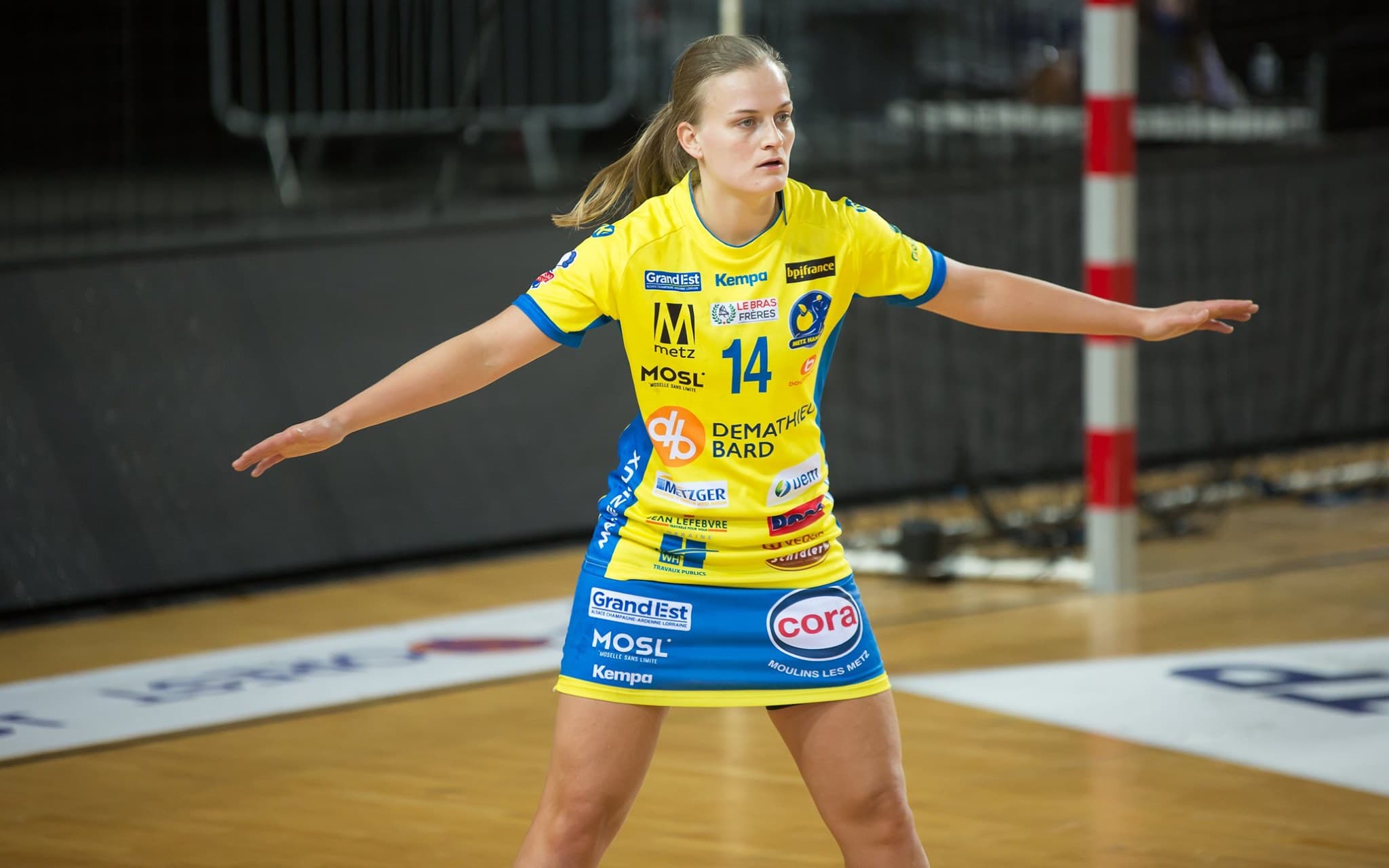 Metz Handball Debbie Bont