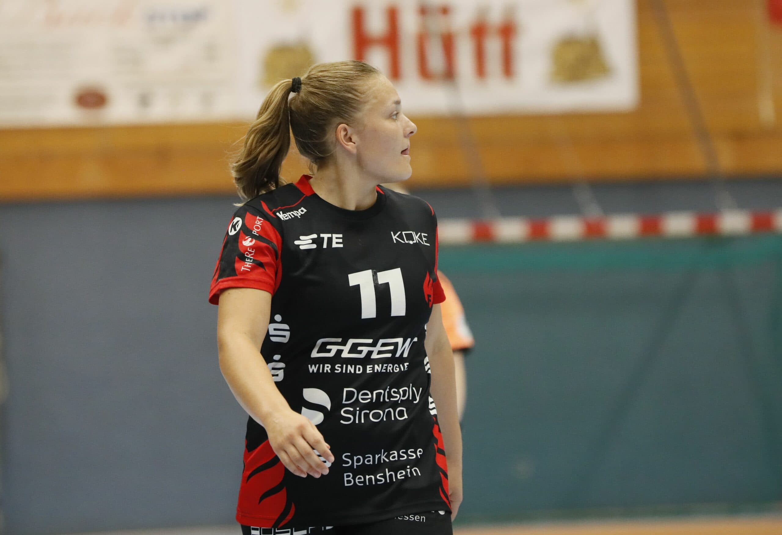 Sarah Dekker