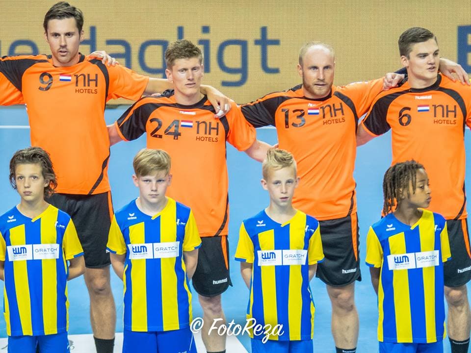 Oranje Van Schie Boomhouwer